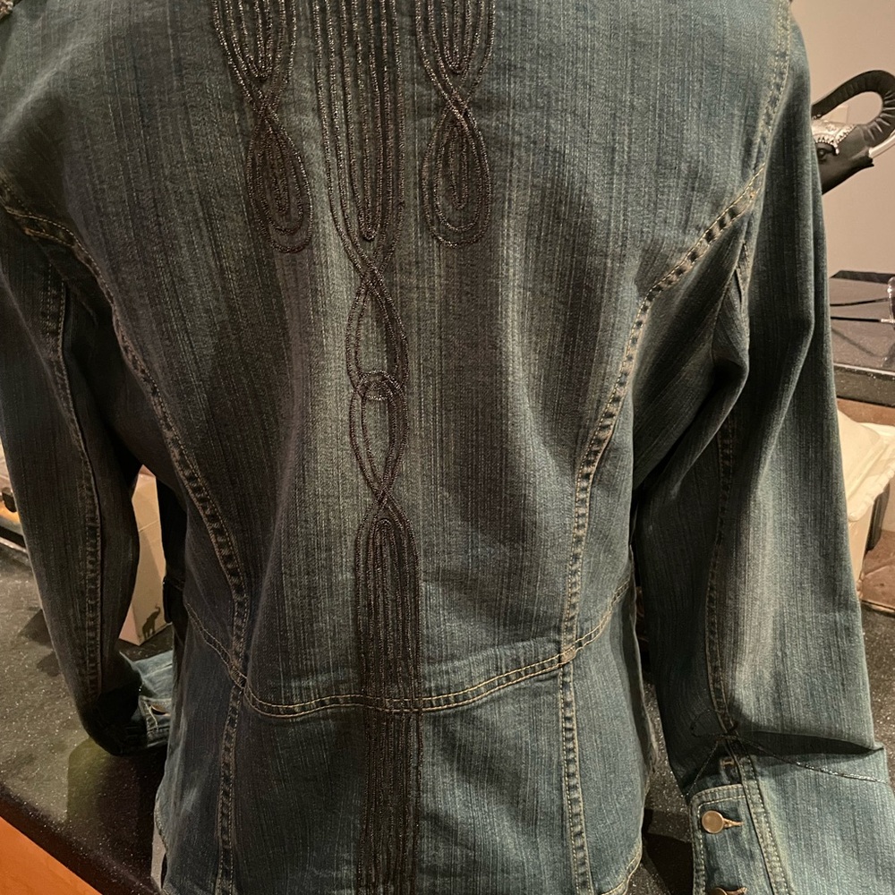 Stylish Jean Jacket - image 3